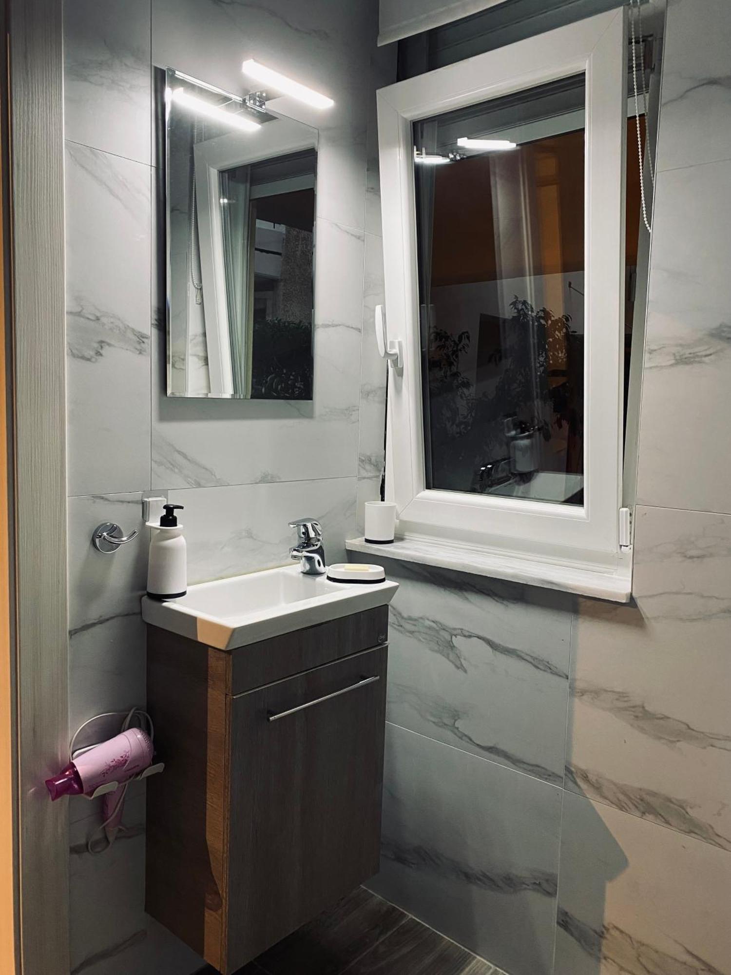 Apartament Independent House At Glyfada Ateny Zewnętrze zdjęcie